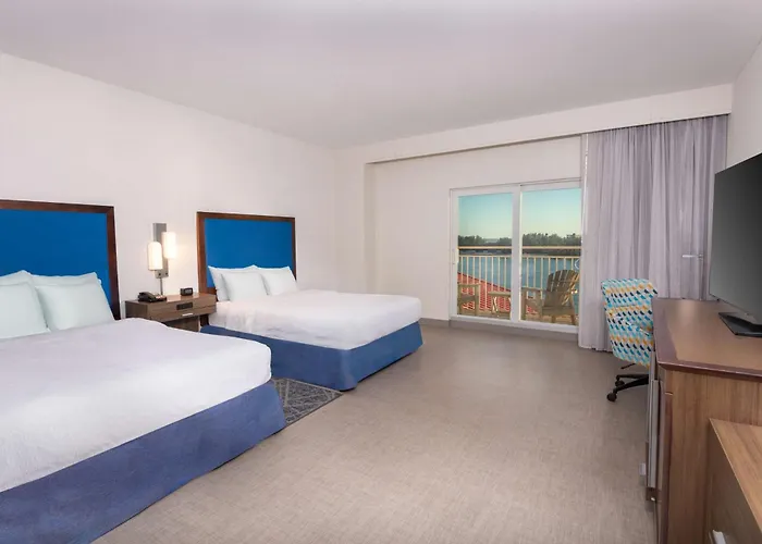 Hampton Inn And Suites Clearwater Beach