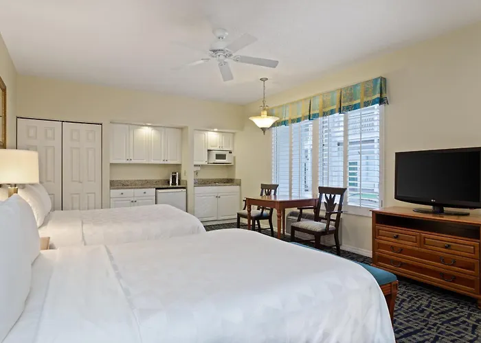 Holiday Inn & Suites Clearwater Beach S-Harbourside